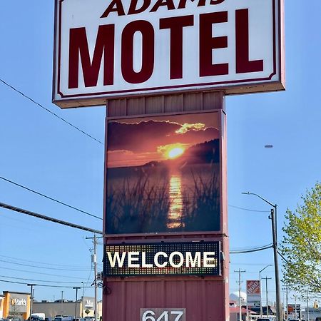 Adams Motel Су-Сент-Мари Экстерьер фото